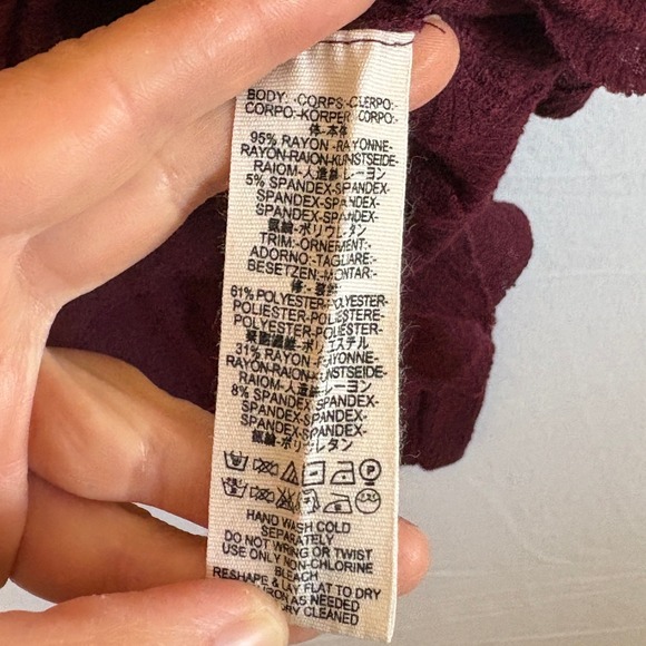 We The Free Free People Burgundy Waffle Knit Thermal V-Neck Top Small Bohemian - Picture 7 of 10